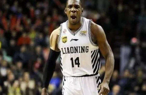 伊巴卡的防守，到底属于什么水平？