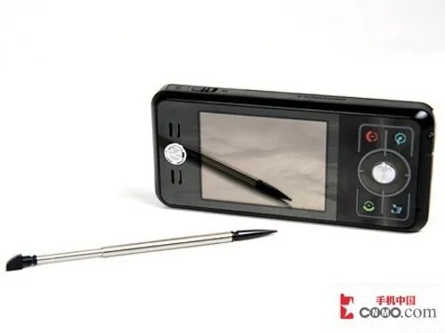 摩托罗拉 ROKR E6