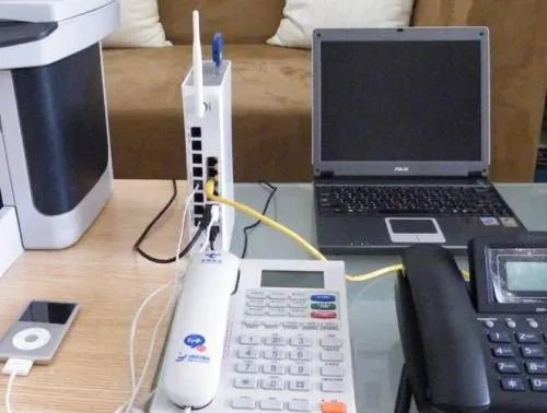 宽带怎么连接路由器