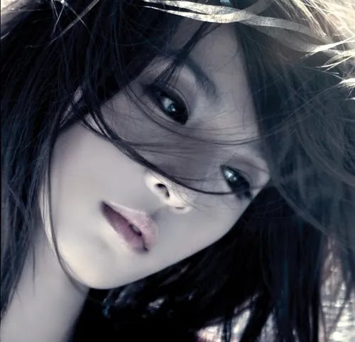 谁有『To Hebe』里所有歌曲歌词？