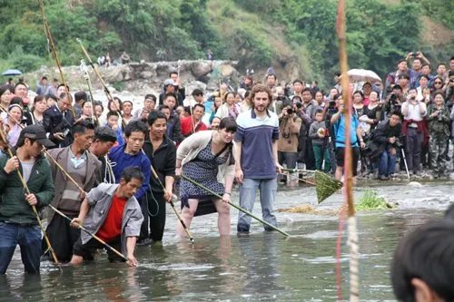 贵州福泉插鱼节图片分享