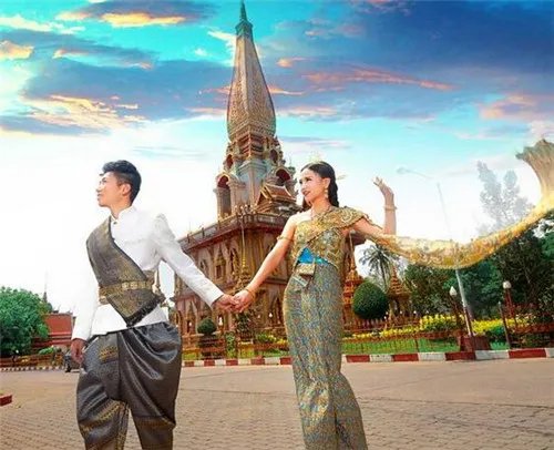 普吉岛婚纱摄影前十名 普吉岛拍婚纱照贵不贵