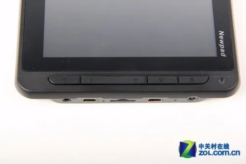 全新定制UI Android2.3 纽曼P8 P9评测