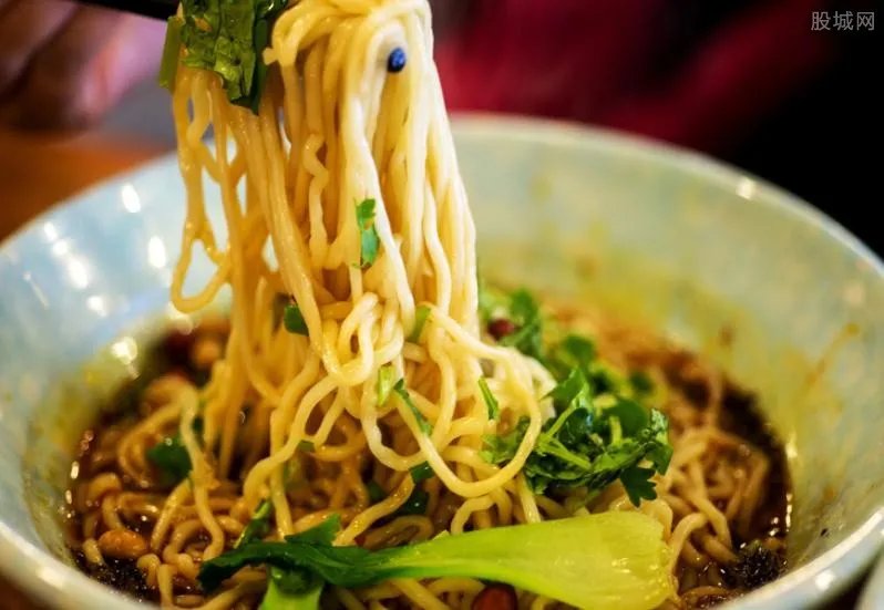 濂冲瓙寮€璺戣溅閫佸鍗� 闈㈡潯188鍏冧竴纰楀勾鍏ョ櫨涓�