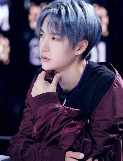 王一博是因为家境好才去韩国当练习生吗？