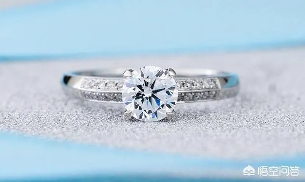 结婚钻石对戒该怎么选？