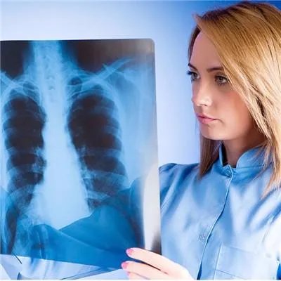 胸部疼痛是什么原因引起的?