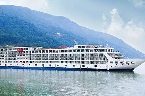 游三峡的游轮哪个最好