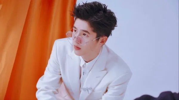 陈思诚发现的刘昊然，为什么却都说佟丽娅才是刘昊然的伯乐呢？