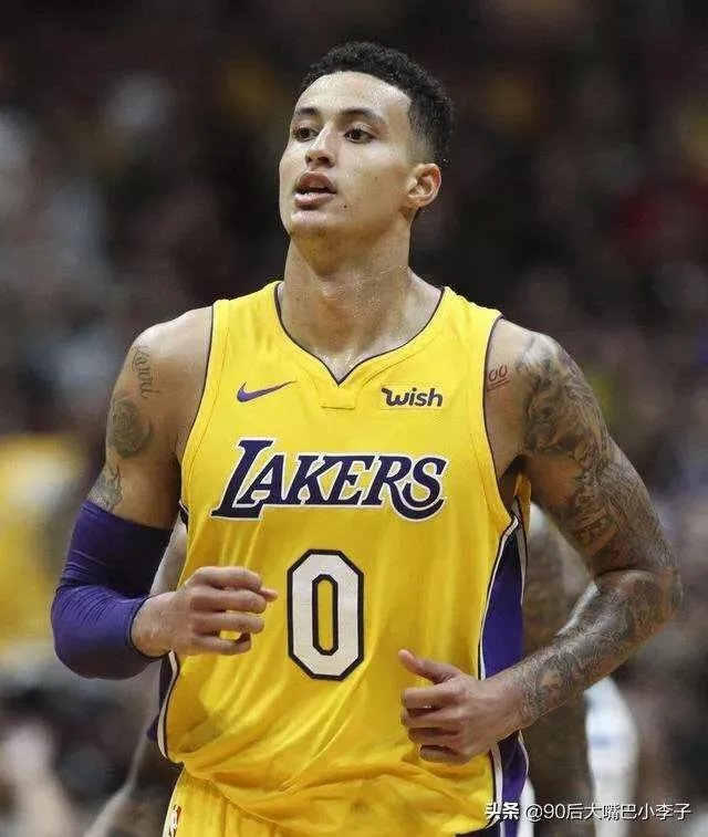 湖人新主帅终于发声支持詹姆斯！紫金首发五虎正式出炉，一皇四射要来了，你怎么看？