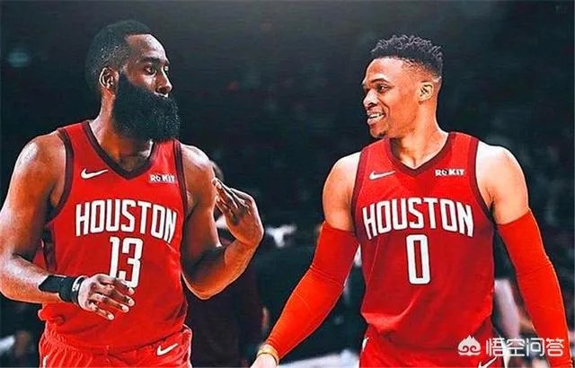 记者：与哈登怎么分配球权？威少：我不接触球也能影响比赛，大家怎么看？