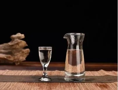 茅台带个镇顺口溜全文是什么？