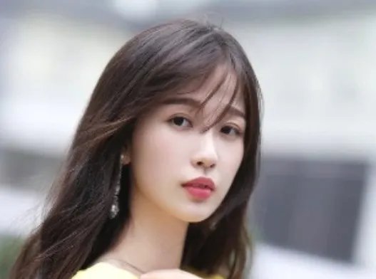 虞书欣是一个什么样的人？她的性格怎么样？