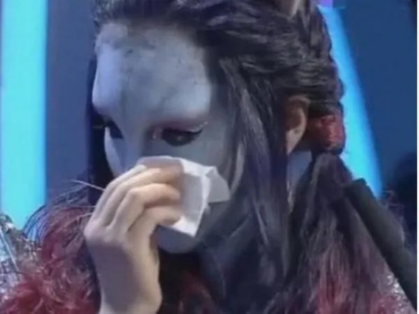 非诚勿扰那个无人敢牵手的“猫脸”化妆师，素颜什么样？