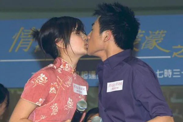 世界多地有房、和赵薇开公司、身价过亿，苏有朋才不是过气男艺人，怎么看？