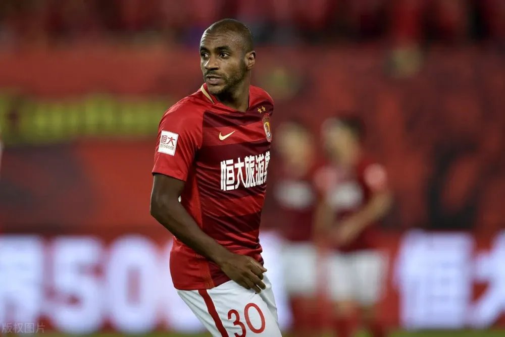 对于特谢拉的归化事件，你有何看法？