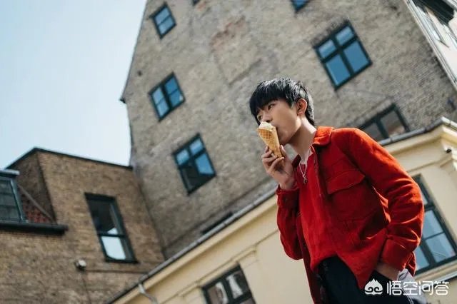 18年艺考生吴磊和易烊千玺，你觉得谁更受北电中戏的青睐？