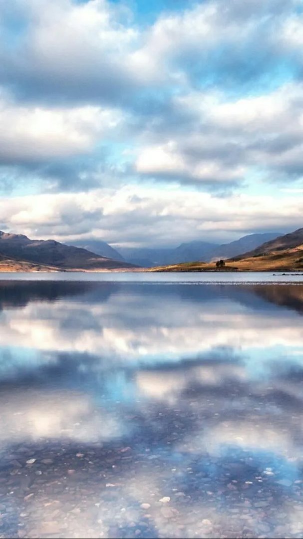 敢问路在何方这首歌的评价