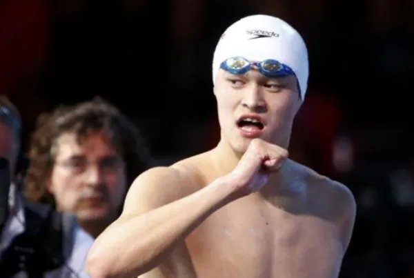 为什么继霍顿后，斯科特也拒绝和孙杨合影？