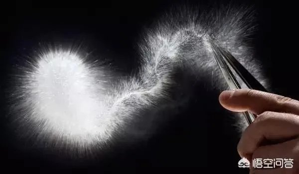 子弹都打不碎的“鲁珀特之泪”为何一捏尾部就碎了?