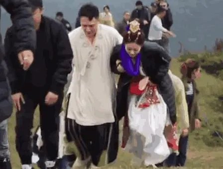 赵丽颖预产期曝光是什么时候（分享2人十大甜蜜瞬间）