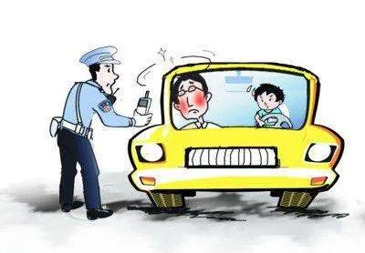 男子遇查酒驾把车开进交警队，警方对此有何表示？