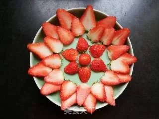 果盘:红莓花儿开