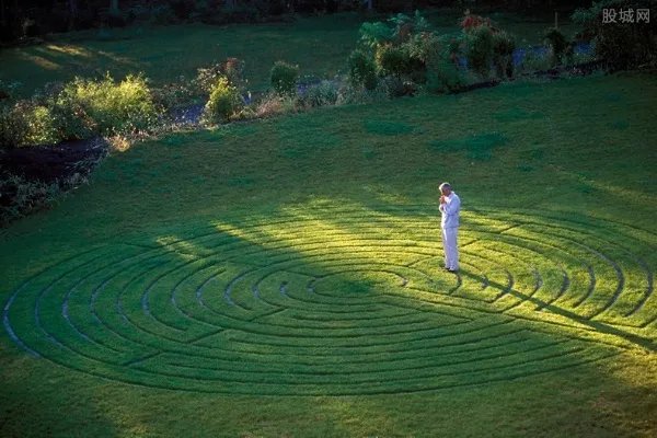 姐妹俩回应卖空气 为宣传环保赔钱卖空气反被骂