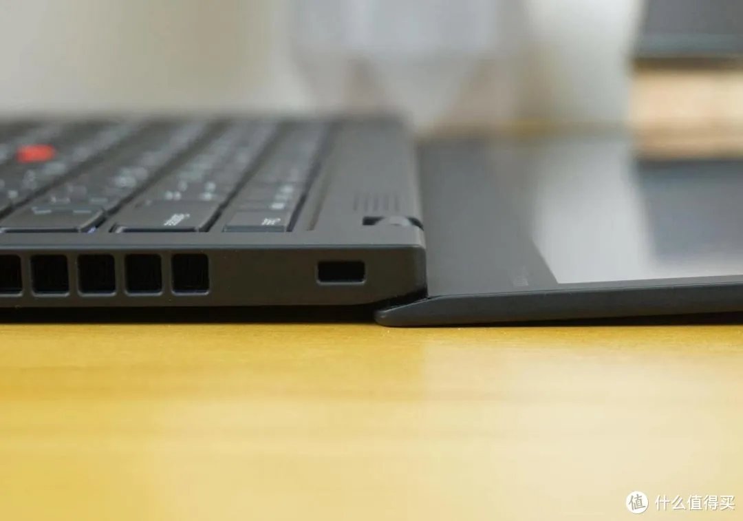 高端商务本首选，联想ThinkPad X1 Carbon 2020测评