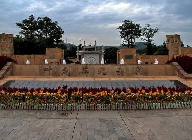 梅州有什么好玩的地方吗?