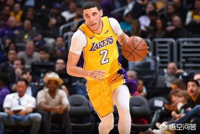 雷霆不敌鹈鹕、魔术大胜黄蜂、尼克斯克老鹰,2月15日比赛打完,如何看东西部排名?