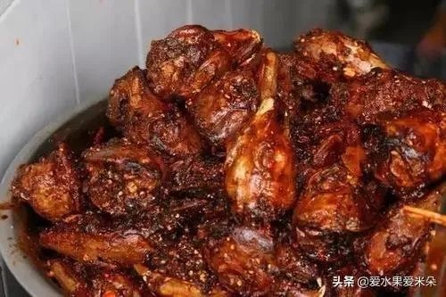 成都最出名的美食有哪些？