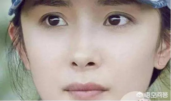 迪丽热巴、杨幂、高圆圆，明星偶遇风，到底谁的颜值经得住考验？