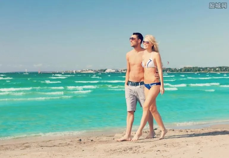 长洲猛鬼海滩惊现水鬼 小孩被拉吓坏众人