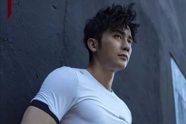 范冰冰为李晨庆生却被指“阴谋”，这从何说起？